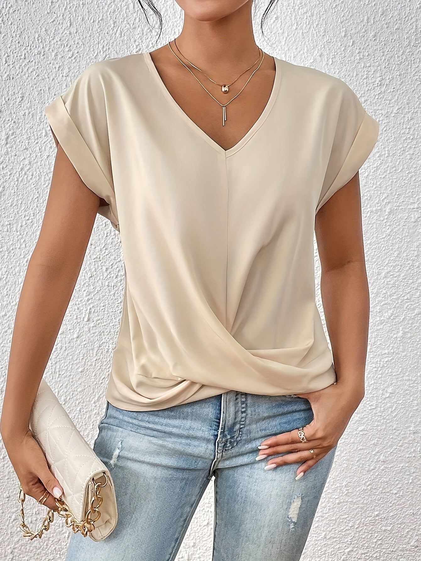 Lotte - V-Hals T-Shirt Met Twistdetail