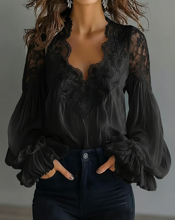 Liv - Blouse met bloemenkant en lantaarnmouwen